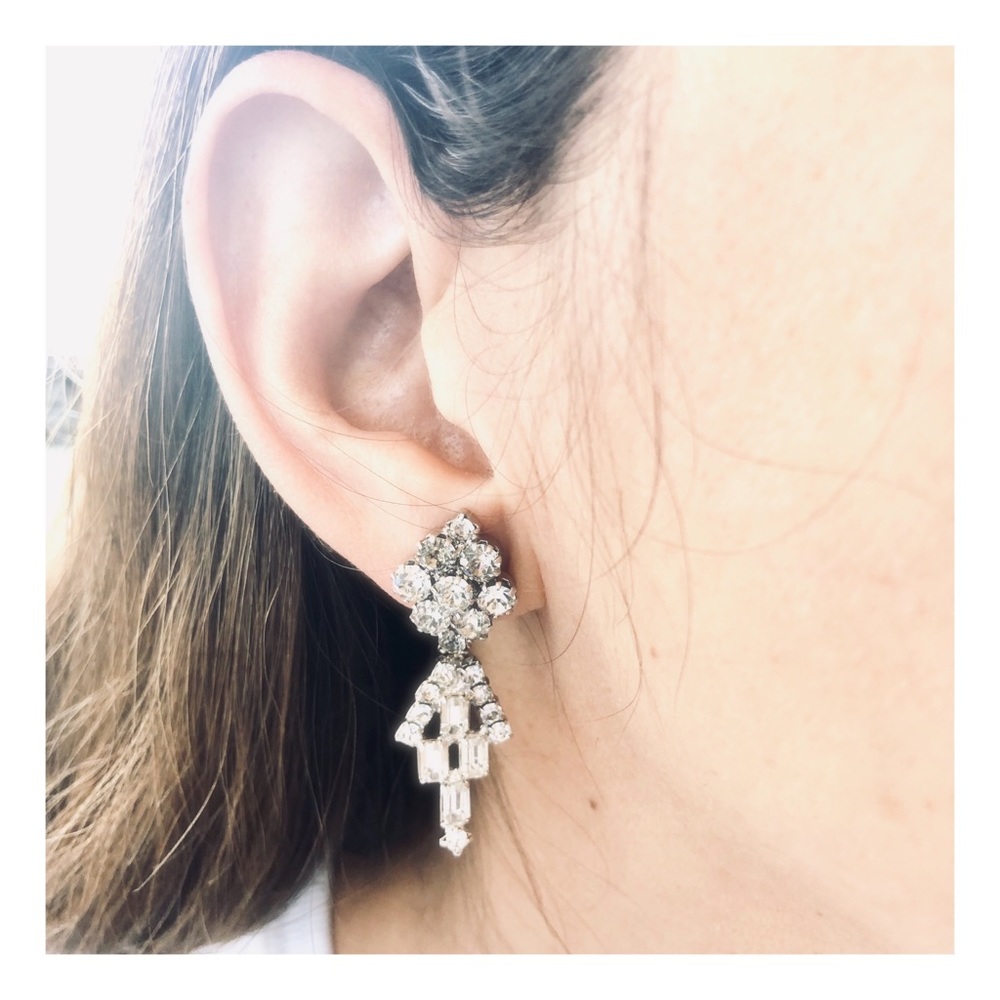 1950’s Vintage Rhinestone Drop Dangle Earrings, Clip On